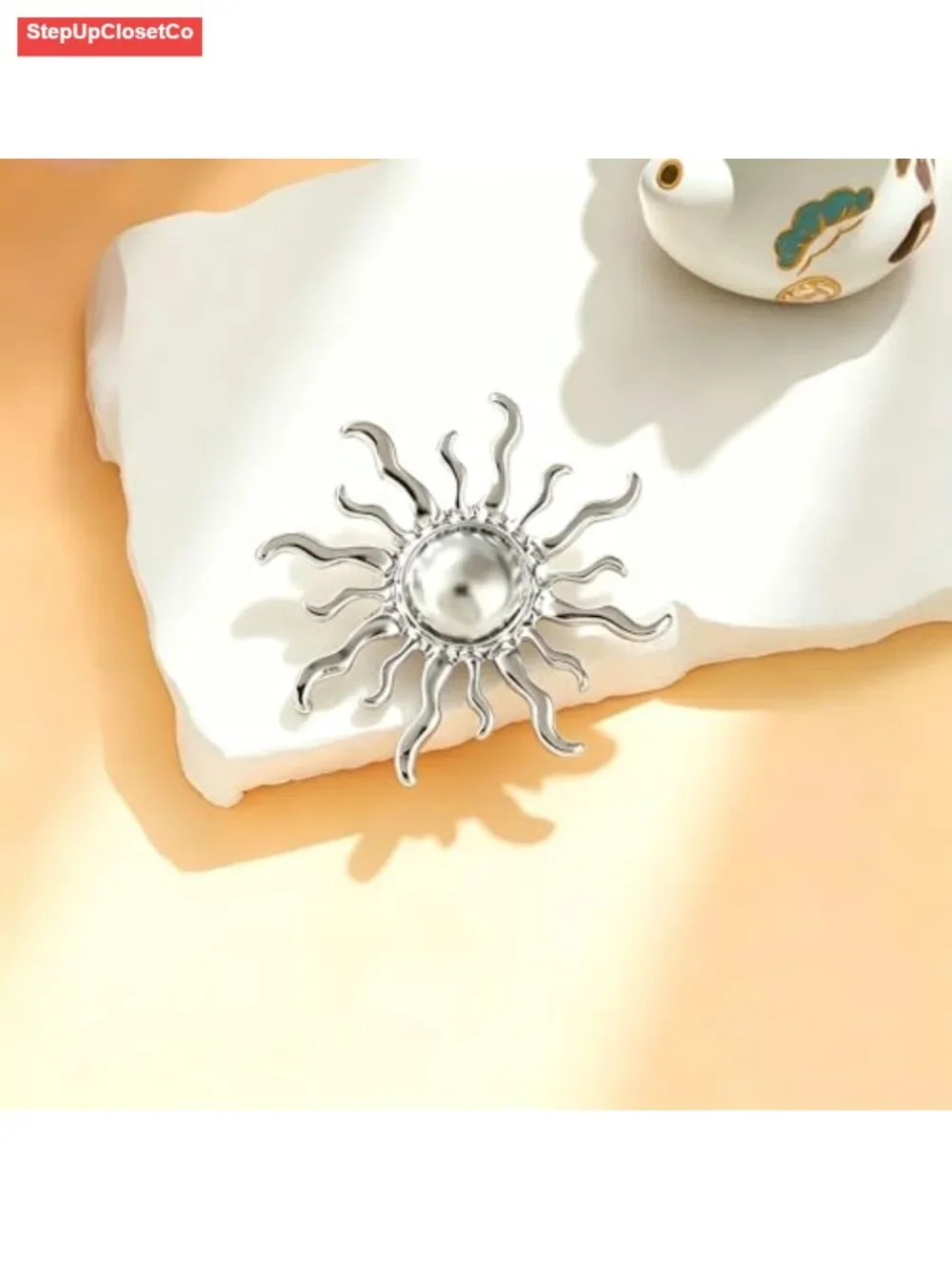 Vintage Celestial Gold Sun Brooch Pin Women Lapel Statement Jewelry